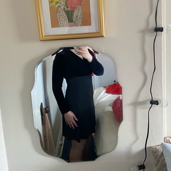 Little Black Dress - Picture 4 of 5